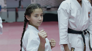 Amplified di Dina Naser