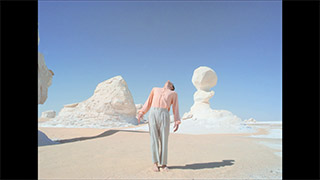 Folds of Wind di Samir T. Radwan
