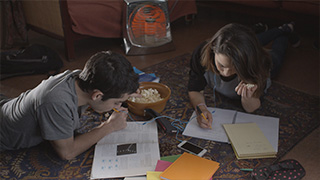 Latchkey kids di Elad Goldman